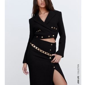 NWT Textured cropped BLAZER